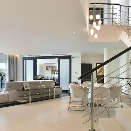 Impressive Brand New House In Sierra Blanca - Meisho Hills Holiday home